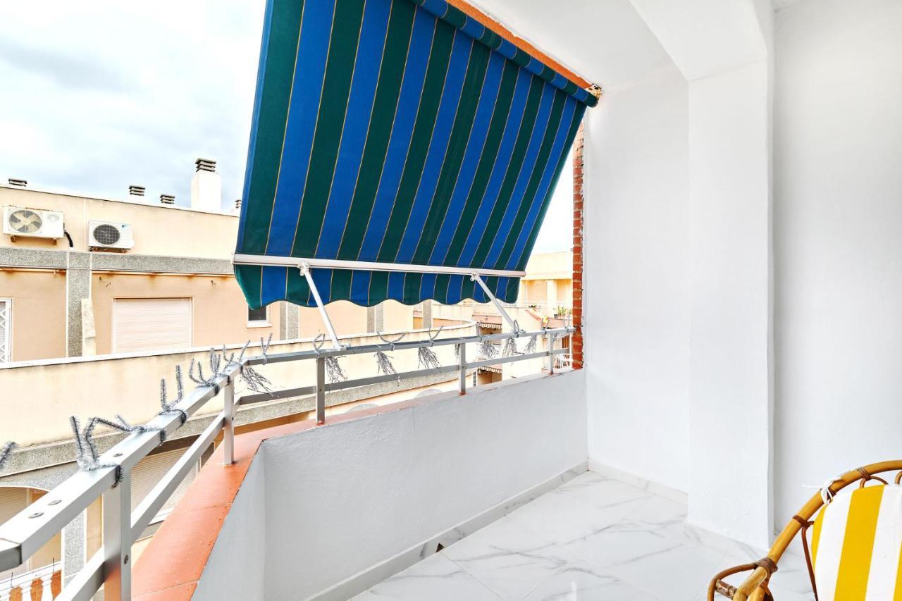 Los Locos-Dos Minutos Torrevieja Exterior photo